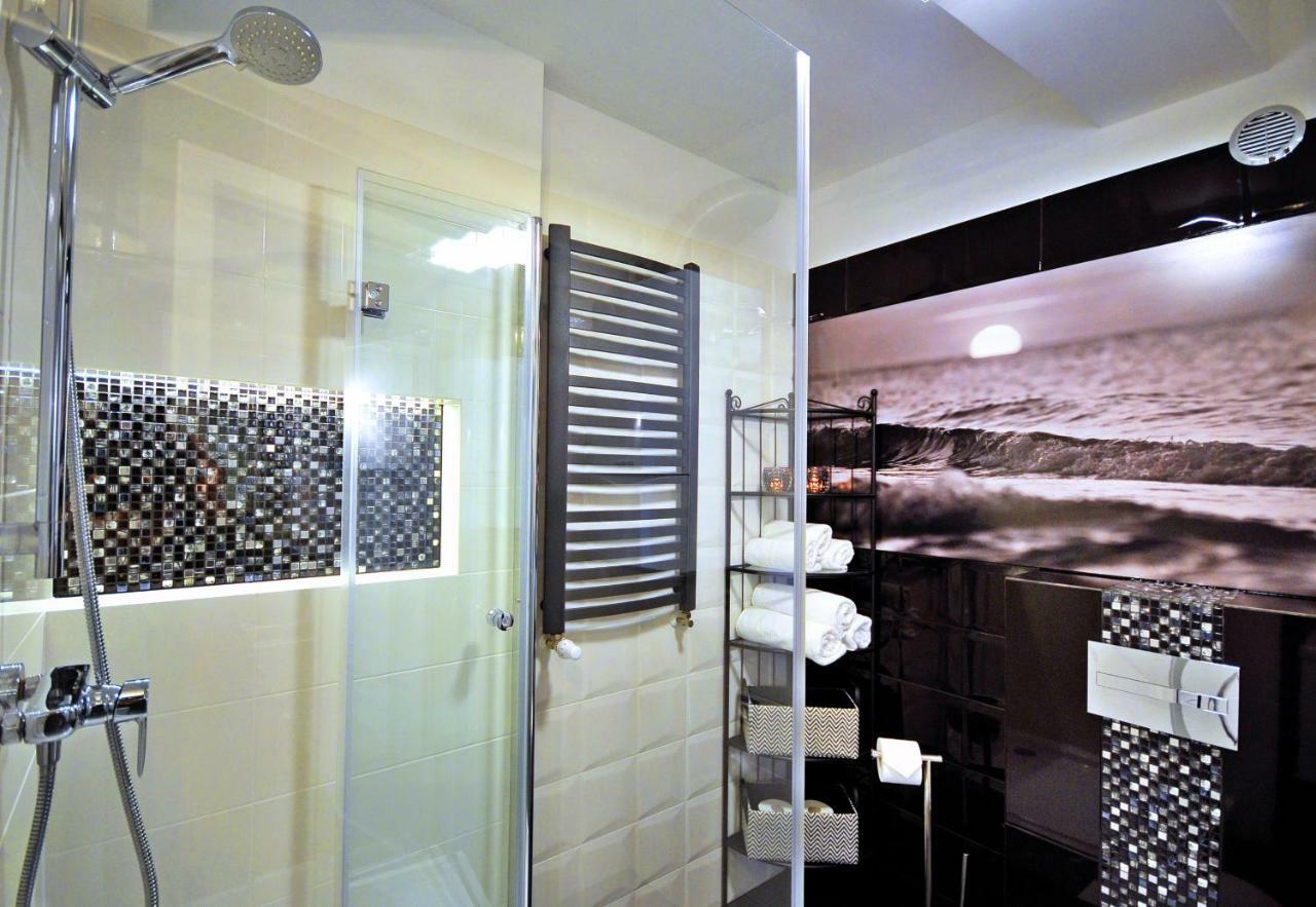קולובז'ג Luxury Marina Apartment מראה חיצוני תמונה